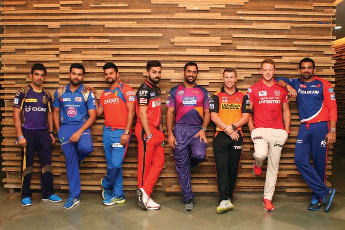 CAPTAINS’ CLUB: (L-R) Gautam Gambhir, Rohit Sharma, Suresh Raina, Virat Kohli, MS Dhoni, David Miller, David Warner and Zaheer Khan (Photo: PHOTOS SPORTZPICS)