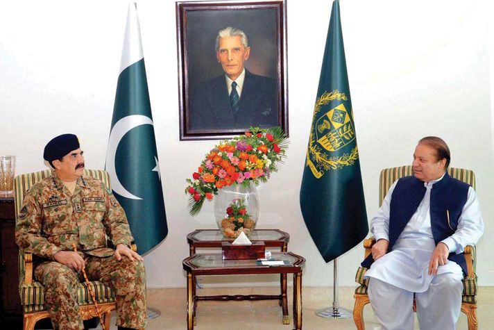 Chief of Army Staff General Raheel Sharif with Pakistan Prime Minister Nawaz Sharif in Islamabad