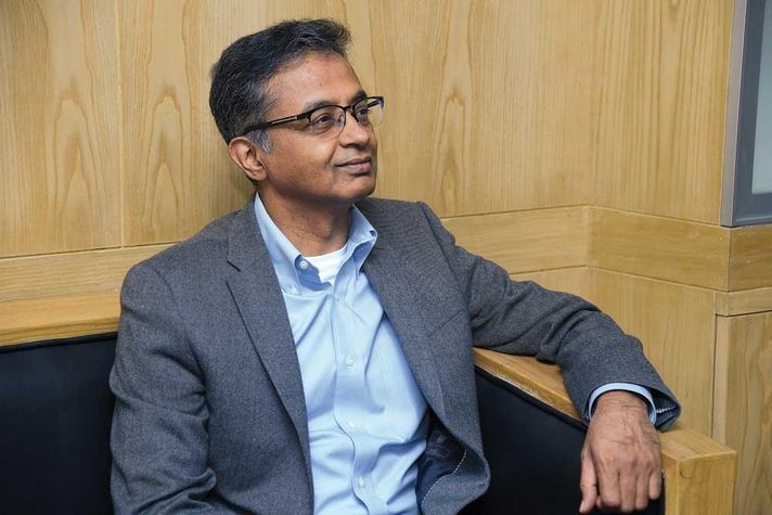 Ashutosh Bishnoi is Managing Director and CEO of Mahindra Asset Management