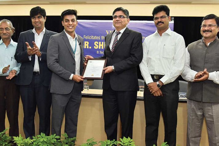 VIT Student who excelled in global meet honoured