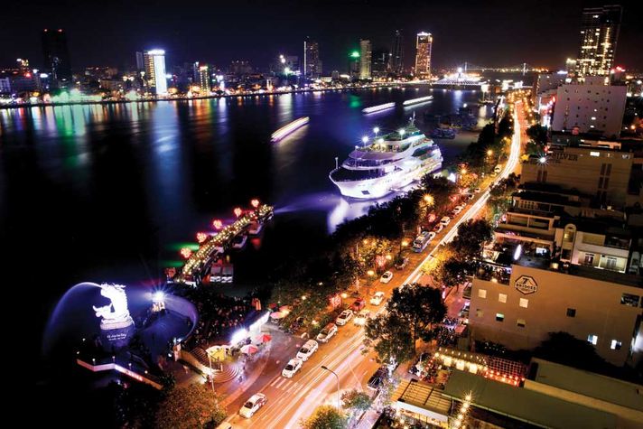 Da Nang, a perfect mix of urban dazzle and old-world charm, marks the halfway point between the capital Hanoi in the north and Ho Chi Minh City in the south. It was along its coastline that the first American troops landed in 1965