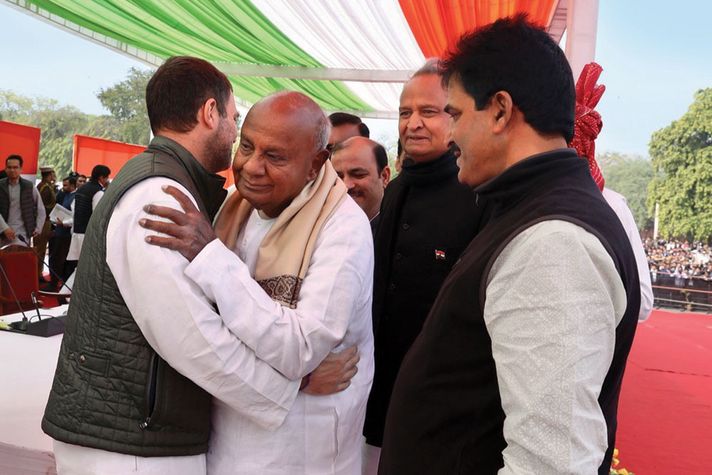 Rahul Gandhi with HD Deve Gowda