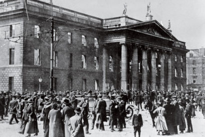 THE RISING: A crowd outside the main Dublin post office after it was shelled by British forces (Photo: GETTY IMAGES)