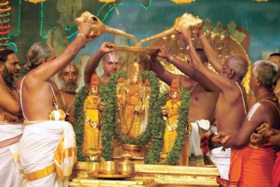 Snapna Thirumanjanam, the bathing ritual at Tirumala on the first day of the spring festival