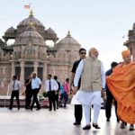 Narendra Modi and Australian PM Malcolm Turnbull at the Akshardham Temple in Delhi on April 10