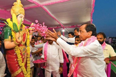 K Chandrasekhar Rao at a rally in Nalgonda where his party claims to have improved access to drinking water