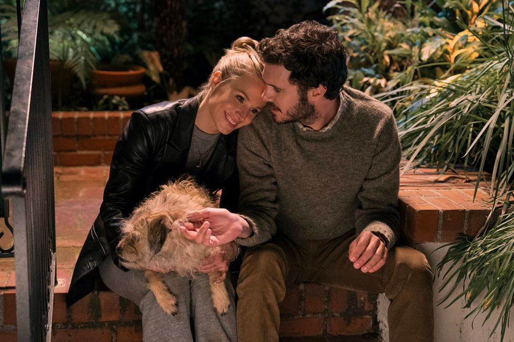 Kristen Bell and Adam Brody in Nobody Wants This