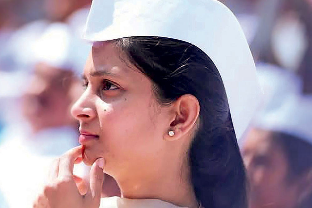 Priyanka Jarkiholi, 27 Congress