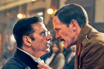 Akshay Kumar and Simon Paisley Day in Kesari Chapter 2