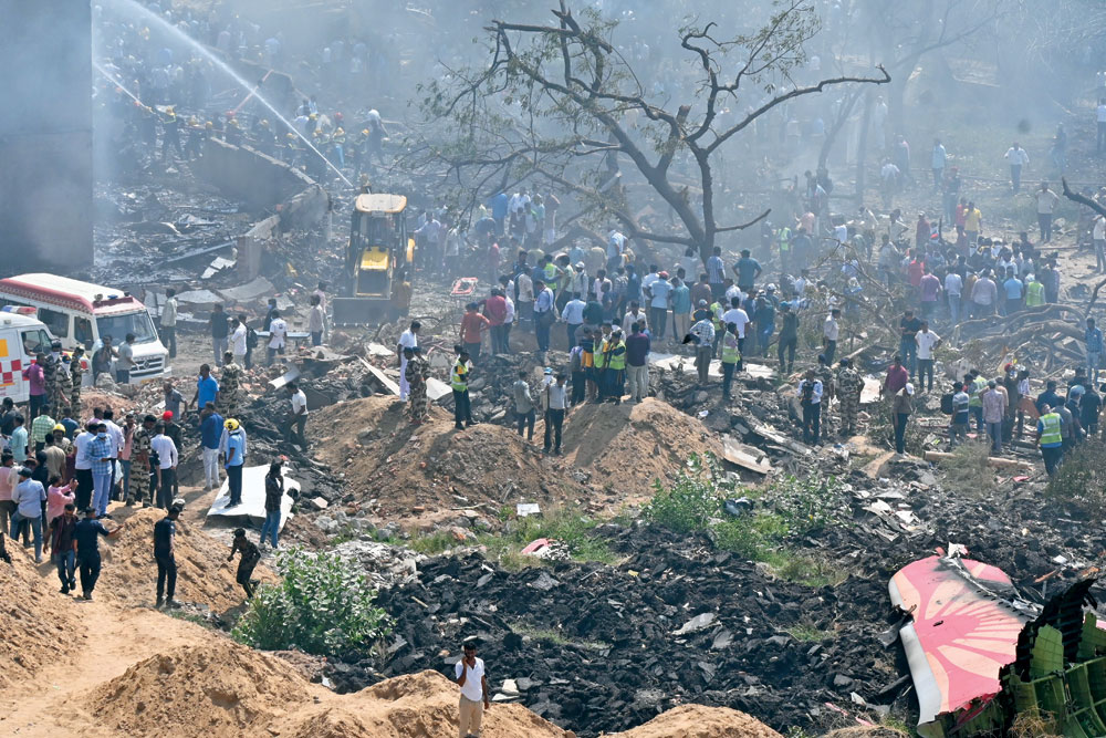 Relief and rescue operations at the site of the crash
