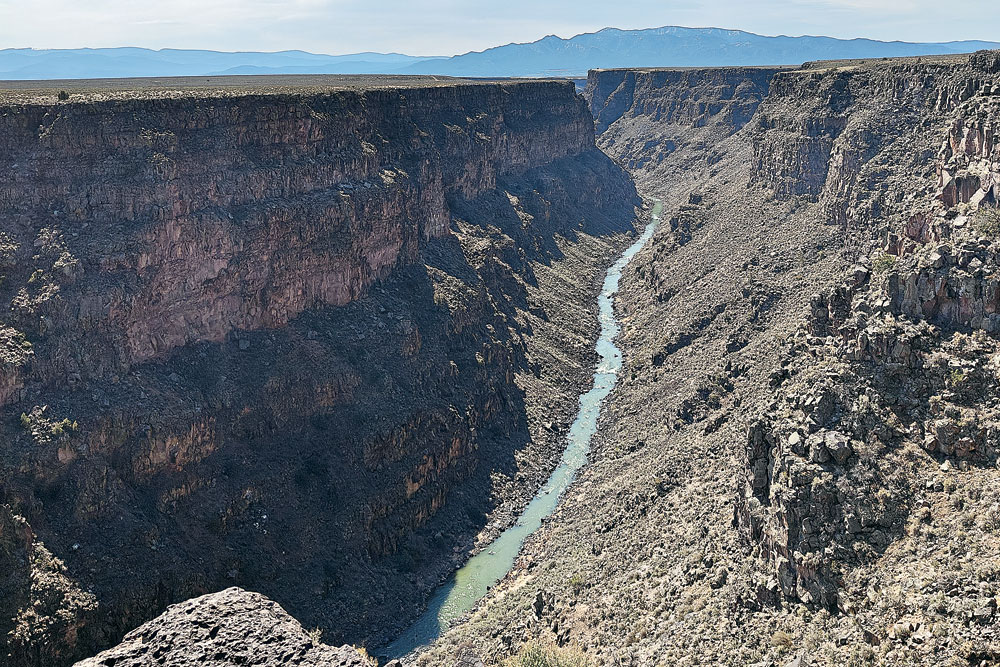 The western rim of Rio Grande gorge