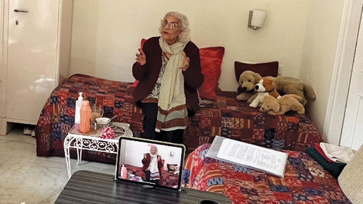 Shukla Lal records her oral history for the 1947 partition archive